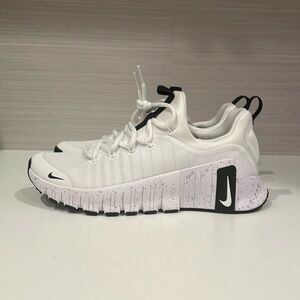 Nike Free Metcon 6 (Size 7.5) White/Black-Metallic Silver NWT